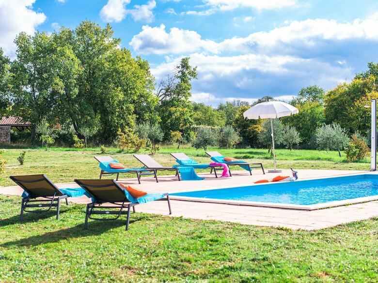 Detached Villa With Private Pool And Large Garden, In A Quiet Area