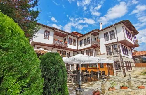 Hostal Alexandrov's Houses