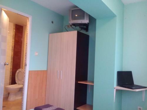 Hostal Aleks Guest House
