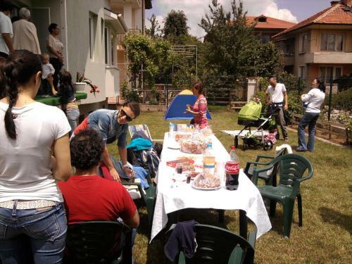 Hostal Aleks Guest House