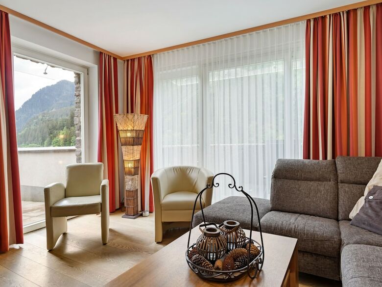 Relaxing Apartment In Saalbach-hinterglemm With Ski Storage