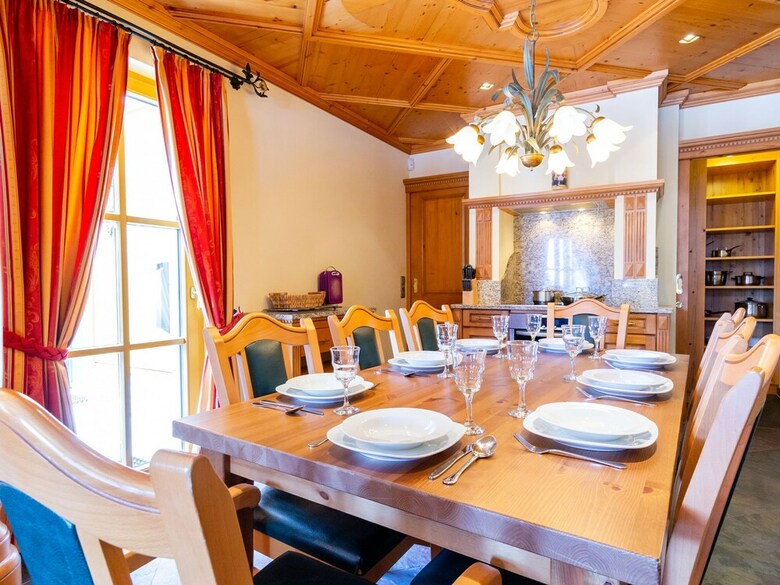 Luxurious Apartment In Saalbach-hinterglemm With Sauna
