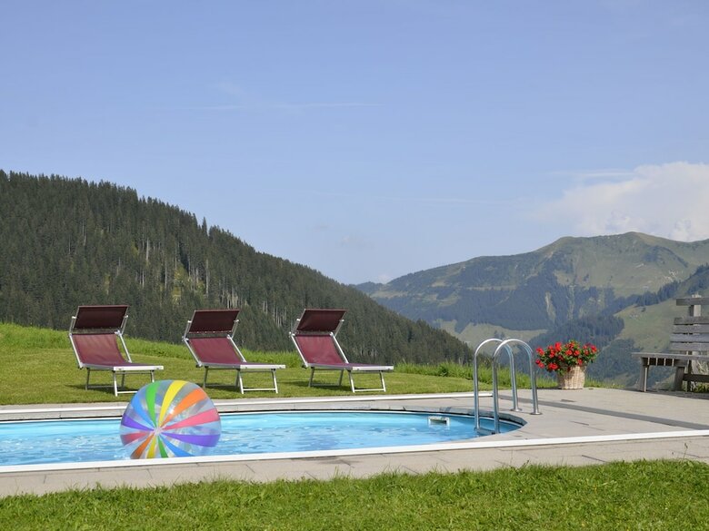 Modern Apartment In Dam�ls With Swimming Pool