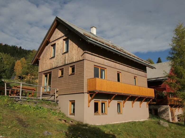 Spacious Chalet In Turracherhohe With Sauna