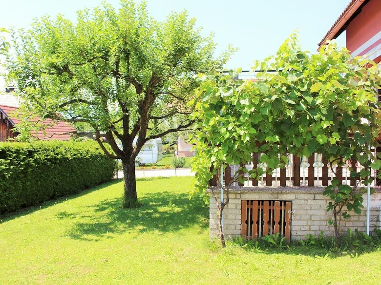 Modern Apartment With Garden In Eberndorf