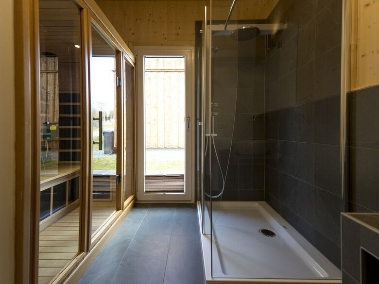Modern Chalet In Sankt Georgen Ob Murau With Jacuzzi