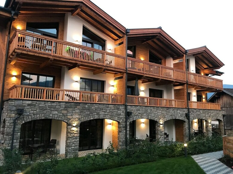 Cozy Apartment In Piesendorf With Sauna