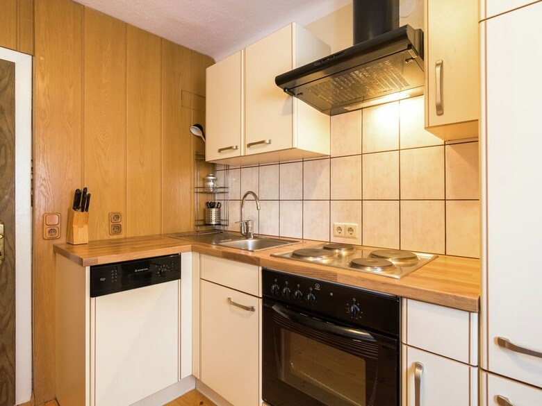 Spacious Apartment In Radstadt Near Ski Slopes
