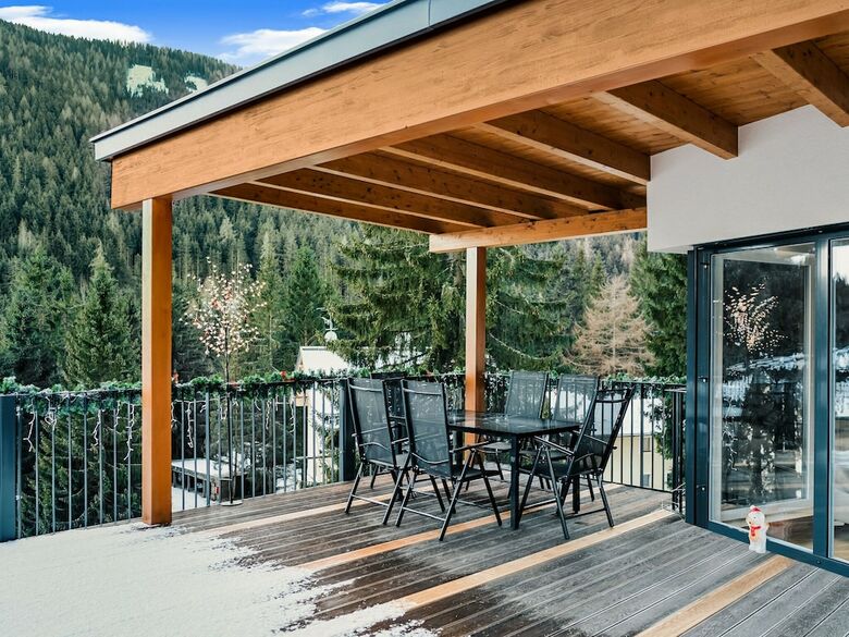 Villa Comfortable Penthouse With Lift In Bad Kleinkirchheim