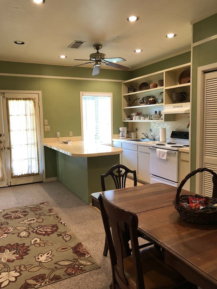 Bed & Breakfast Loyd Hall Plantation