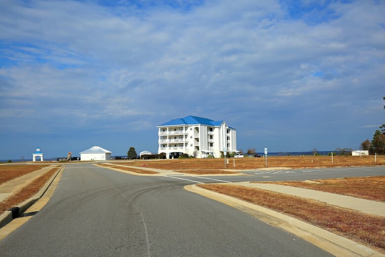 Waterside Resort By Capital Vacations