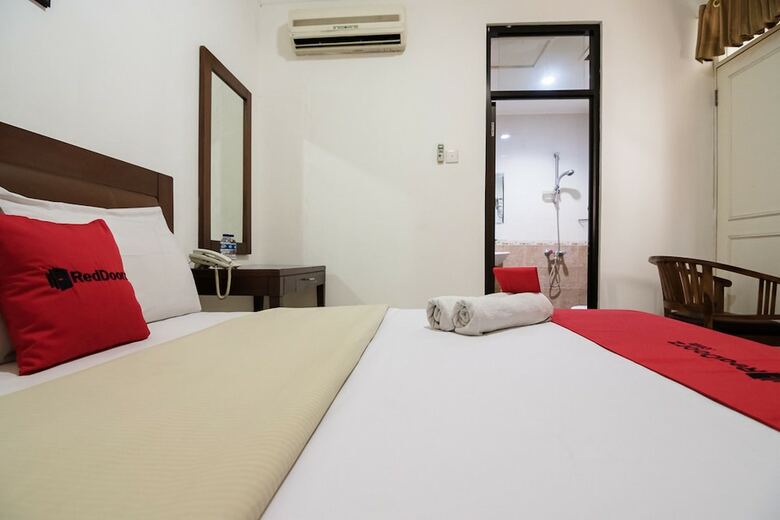 Hotel Reddoorz @ Buah Batu