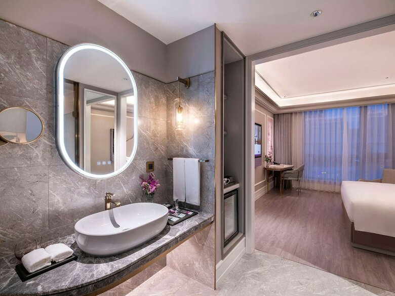 Hotel Mercure Shanghai Xujiahui South