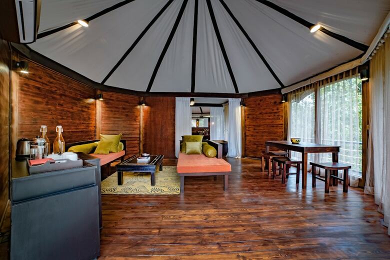 Apartamento The Pavilions Himalayas Lake View