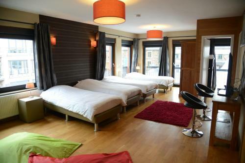 Hotel Race & Rooms