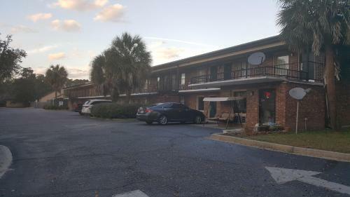 Motel Palmetto Inn