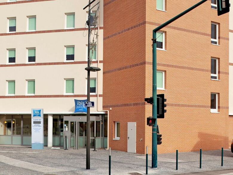 Hotel Ibis Budget Mantes-la-jolie Sully