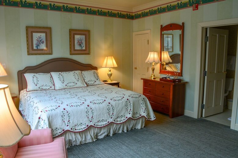Bed & Breakfast Doone's Inn At Oakmont