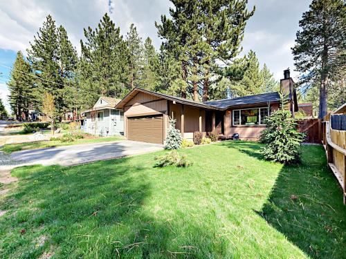 2572 Elwood Ave Home