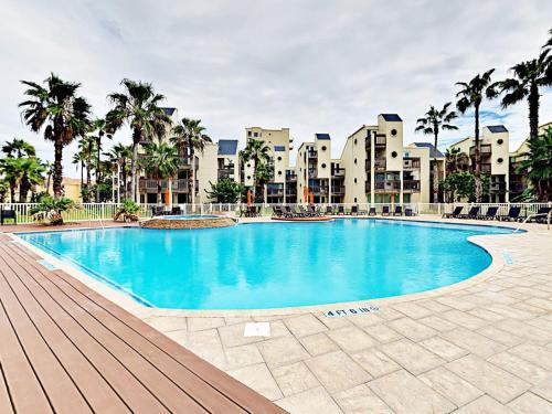 Apartamento 6300 Padre Blvd Condo Unit 877