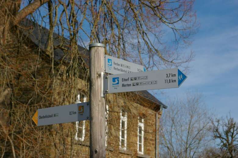 Apartamentos Ferienwohnungen Wettst�dt I