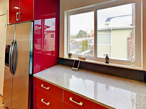 The Seattle House - Urban Retreat