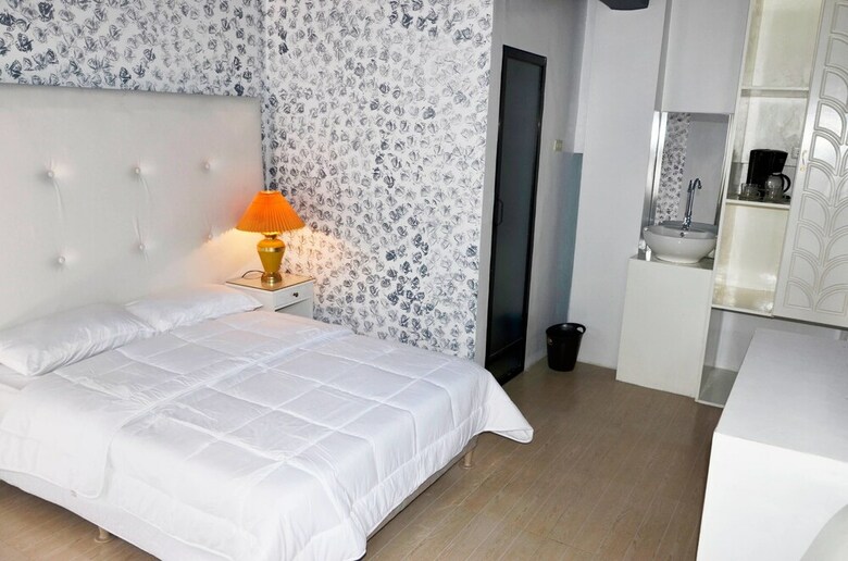 Hotel Grand Peninsula Suites
