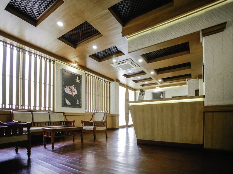Hotel Oyo 26692 Alankar Elite Inns