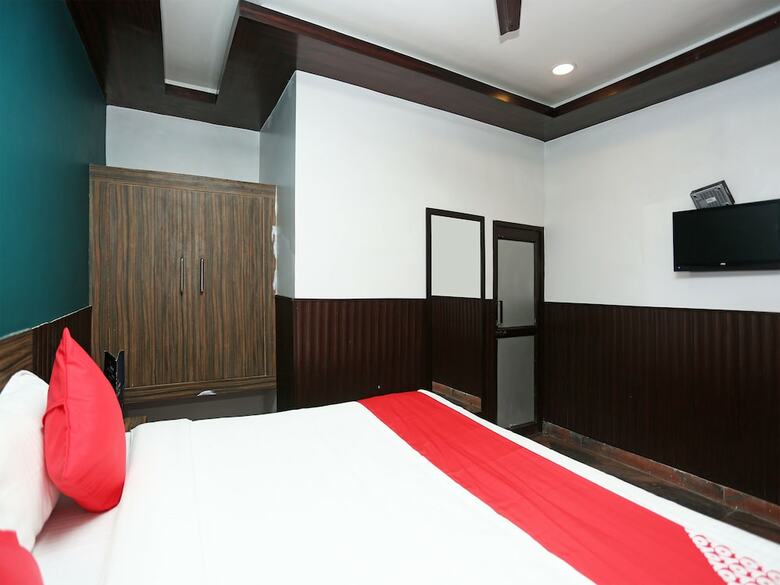 Hotel Oyo 16116 Ashoka
