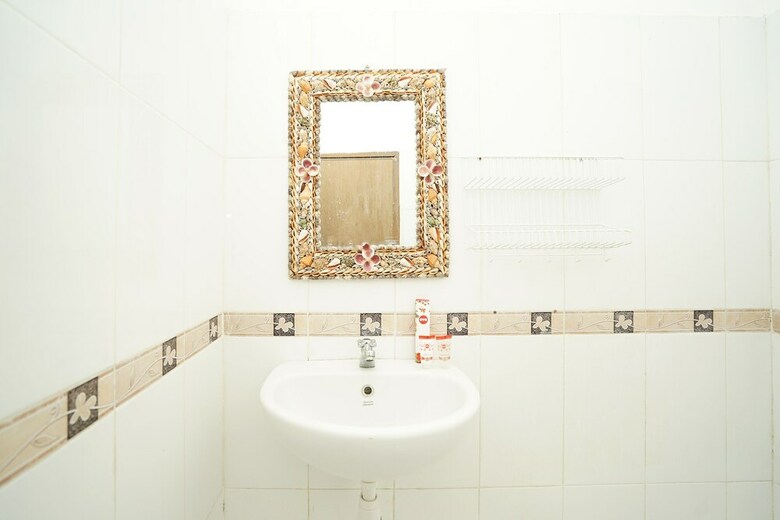 Hostal Oyo 511 Grace Residence