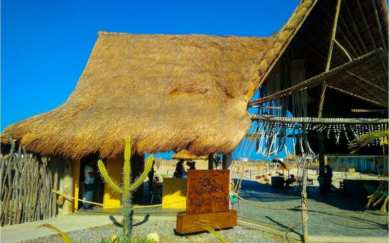 Hotel On Vacation Wayira