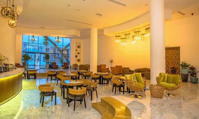 Hotel Zina Beach Resort & Spa