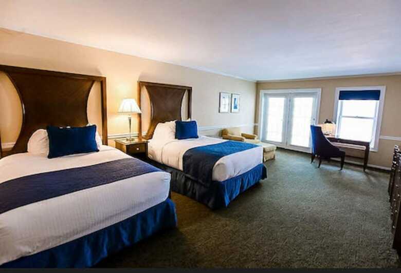 Danfords Hotel And Marina