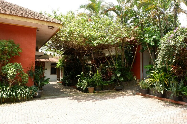 Oyo 517 Hotel Arjuna Lawang