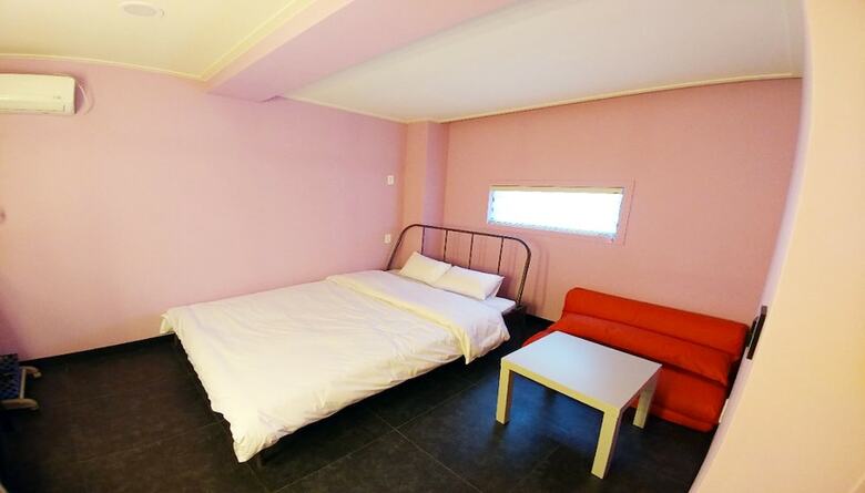 Hostal Suncity Guesthouse - Hostel