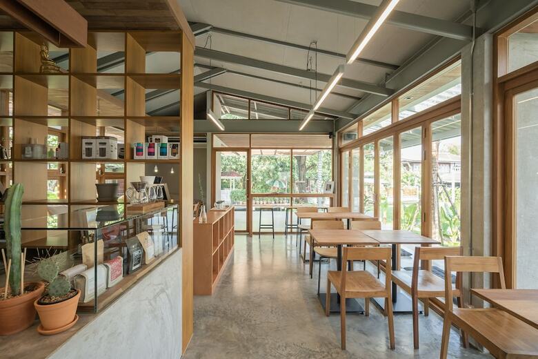 Hotel Sunkiss Pool.bed.cafe