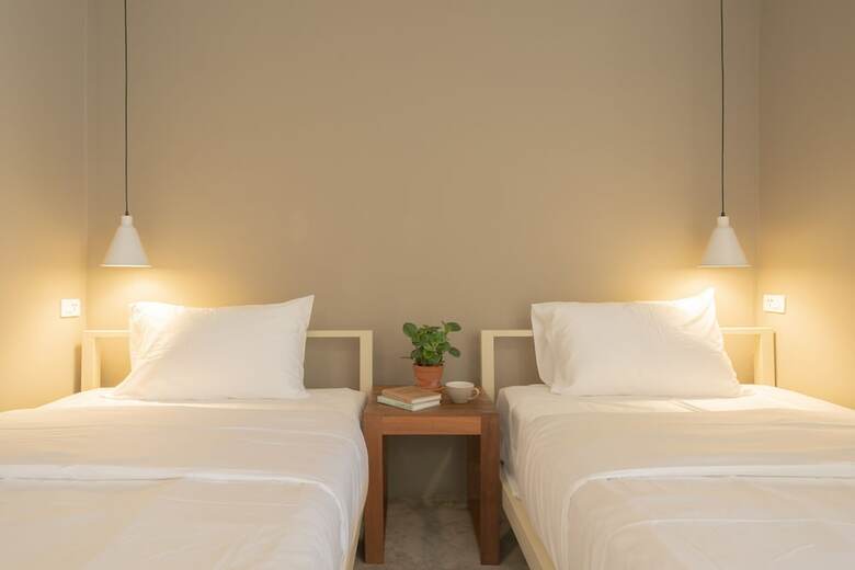 Hotel Sunkiss Pool.bed.cafe