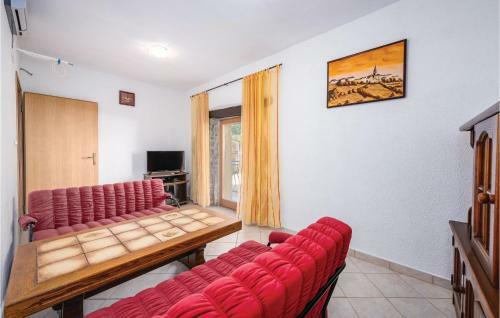Two-bedroom Holiday Home In Marcenagla