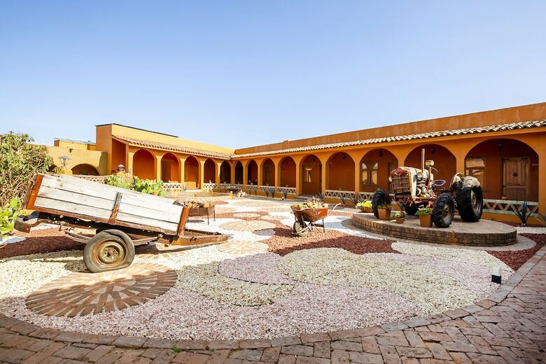 Collection O Hotel Santa Martha