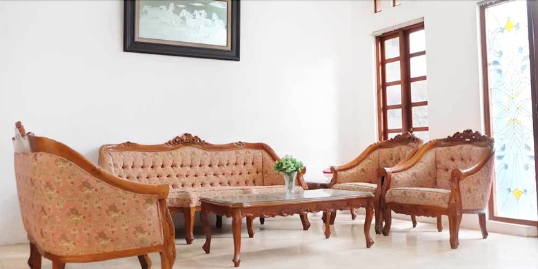 Villa Simply Homy Guest House Uny Samirono