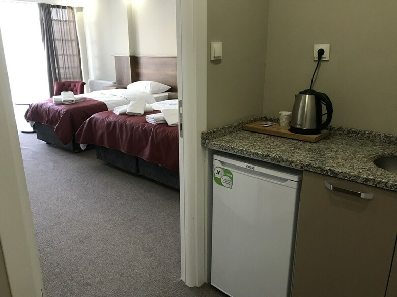 Apartamento Cnr Otelcilik