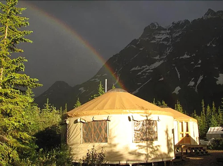 Posada Fortress Lake Wilderness Retreat
