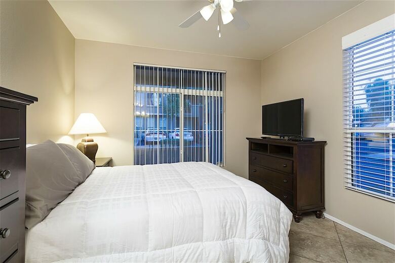 Wonderland 2 Br By Casago