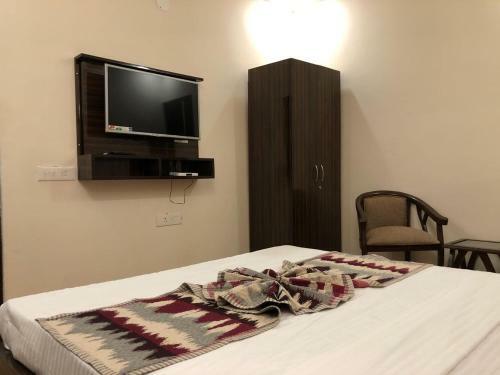 Wisteria Hotel And Restaurant