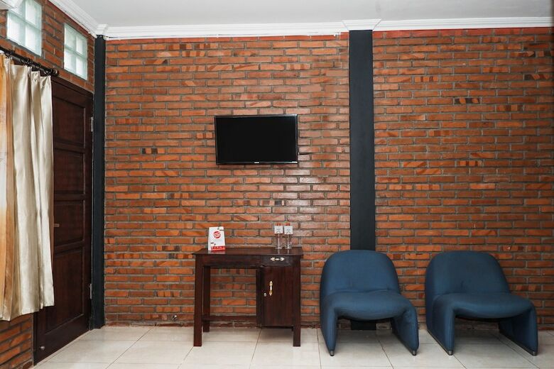 Hostal Oyo 550 Kebon Krapyak Cottage