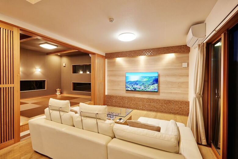 Churaya -yaedake With Japanese Garden-