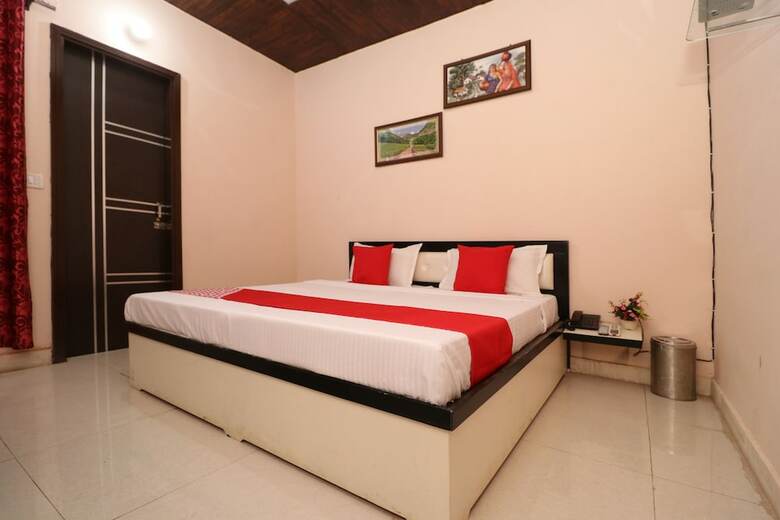Hotel Oyo 28338 New Life