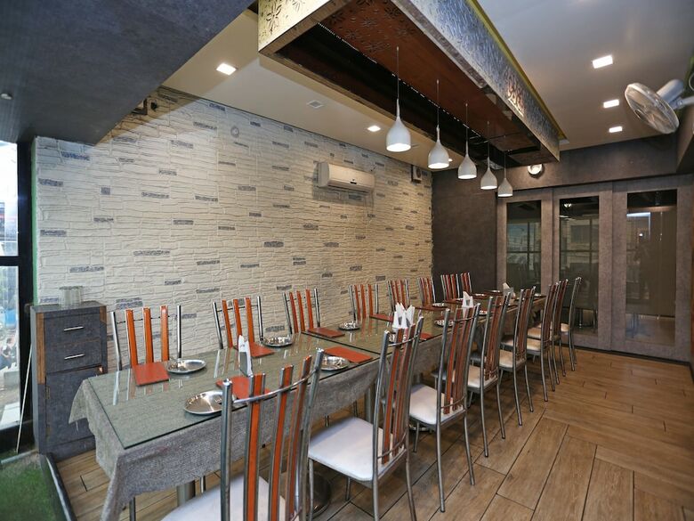 Oyo 24860 Hotel Shiva International