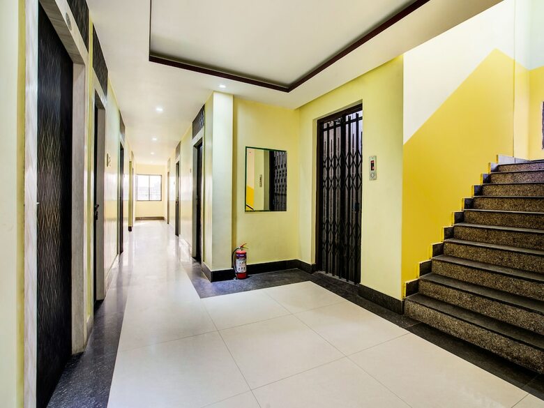 Oyo 26889 Hotel Shree Vishnu Regency