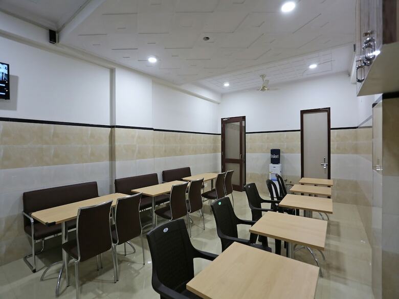 Hotel Oyo 19665 Grt Residency